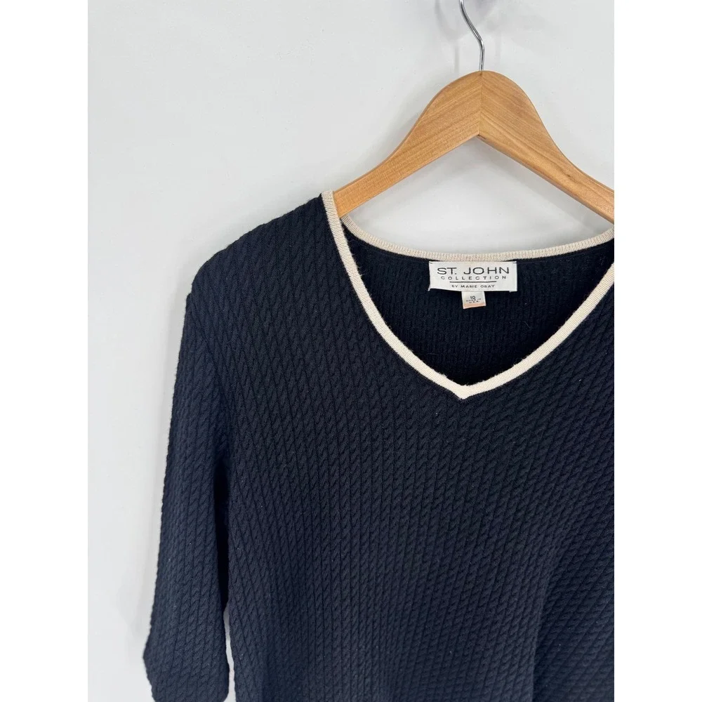 St. John Collection Knit Top Women‎ 10 Black V-Neck 3/4 Sleeve Textured Trim
